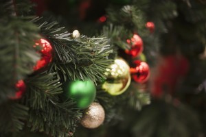Host a No-Stress Holiday Party at Your Place this Year